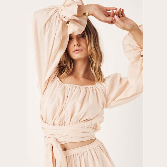 Cream Spell & The Gypsy Collective Mae Linen Top in Meringue - Picture 1 of 17